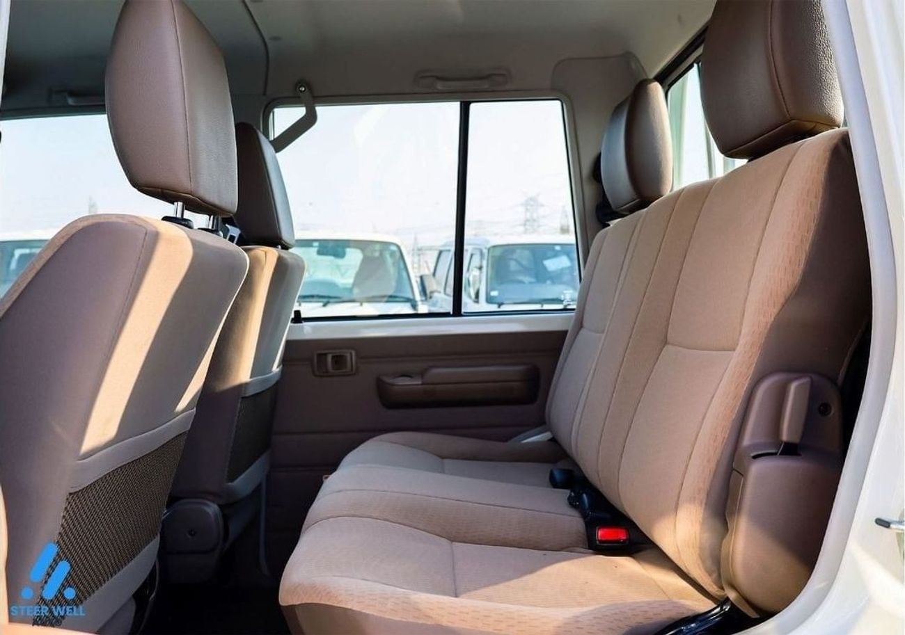 Toyota Land Cruiser Pick Up LC 79 D/C 2.8 T/DSL STD - E A/T -- Bulk Deals Available -- Export Only