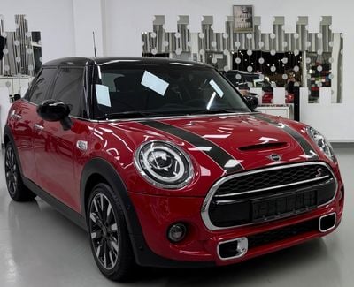 Mini Cooper S GCC .. FSH .. Perfect condition .. Original paint