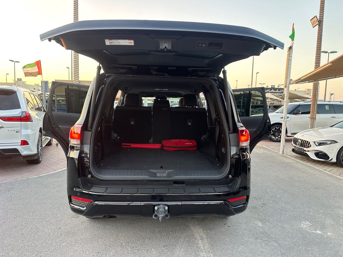 تويوتا لاند كروزر 