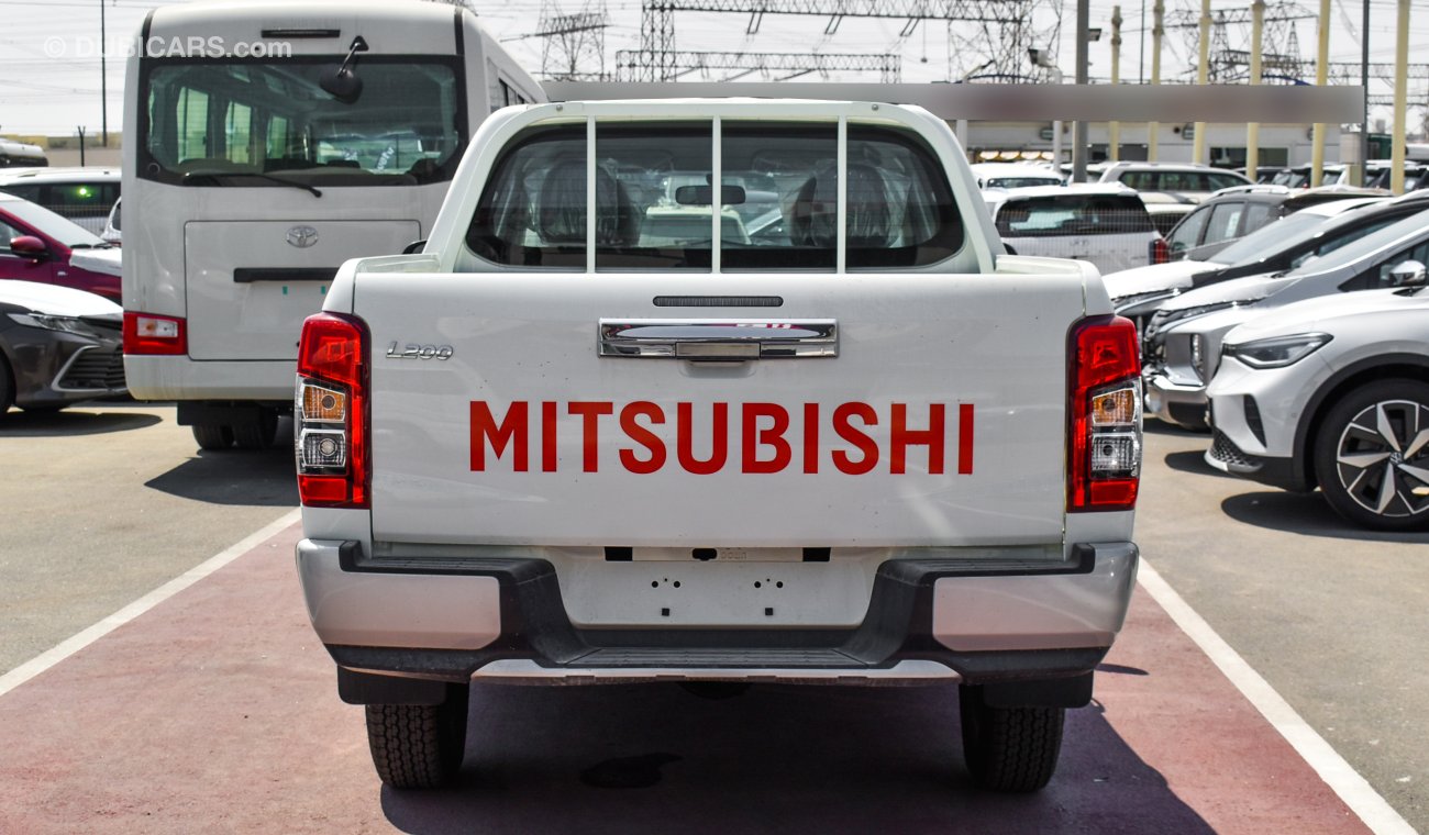 Mitsubishi L200 2.4L Petrol  4WD  M/T
