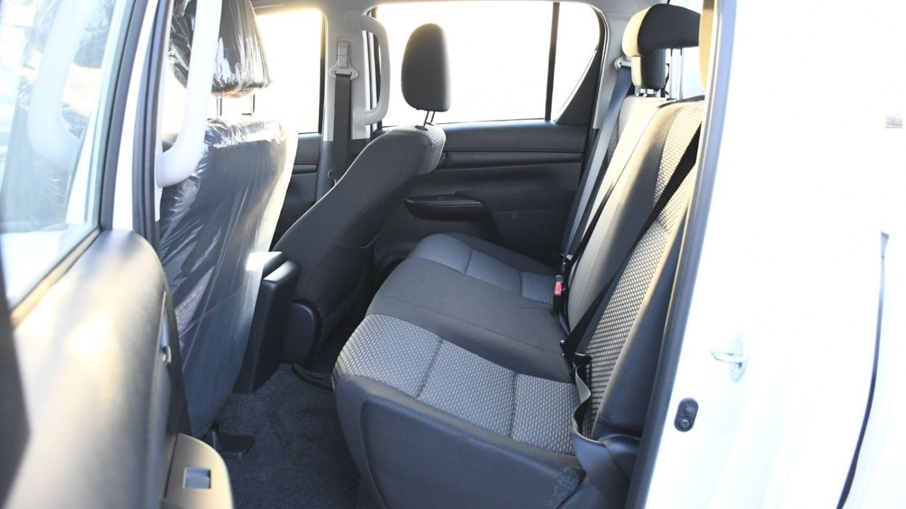 Toyota Hilux S GLX 2.4L AWD A/T