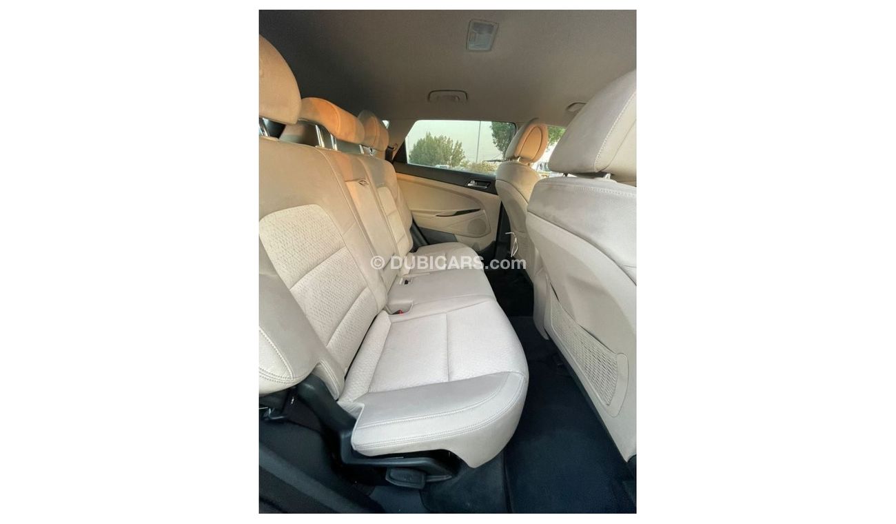 Hyundai Tucson 2016 Hyundai Tucson 2.0L V4 GDi MidOption / EXPORT ONLY