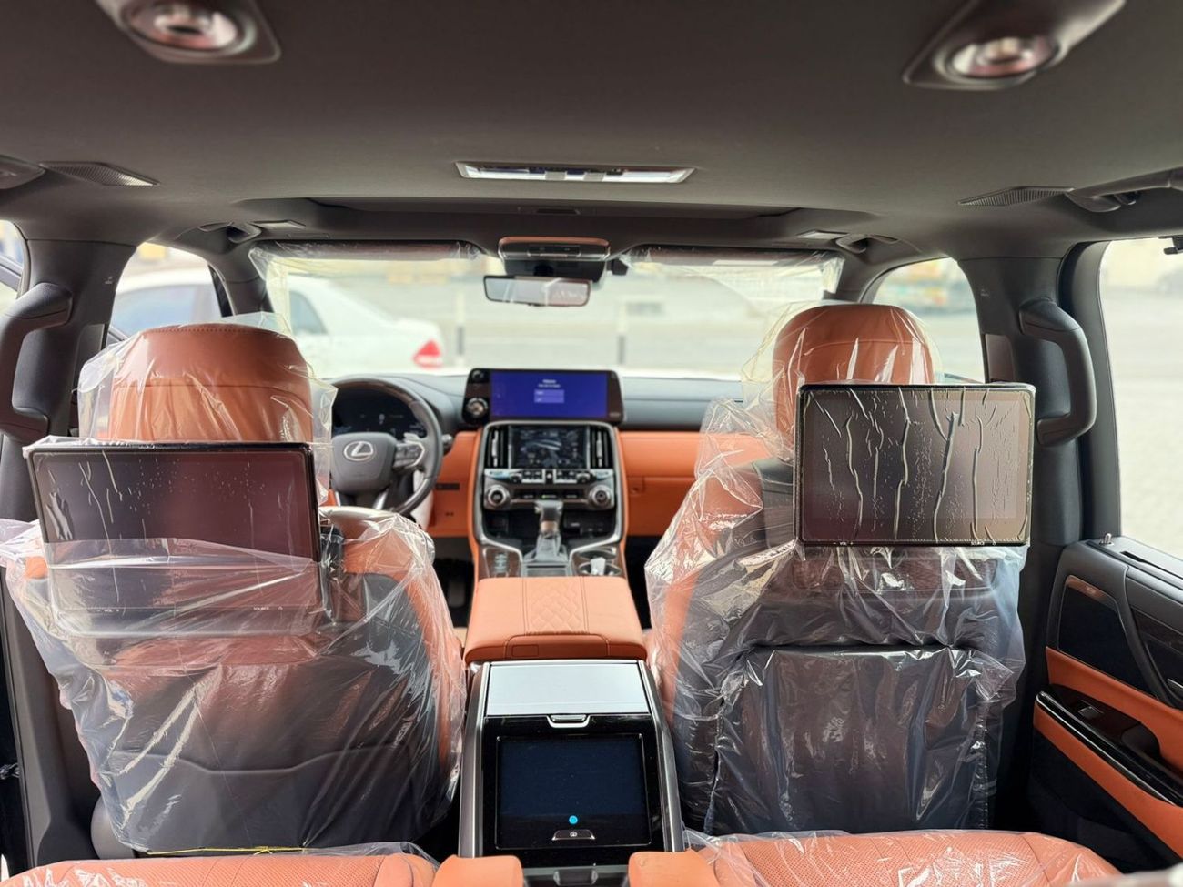 Lexus LX 600 VIP LAUNCH EDITION 3.5L