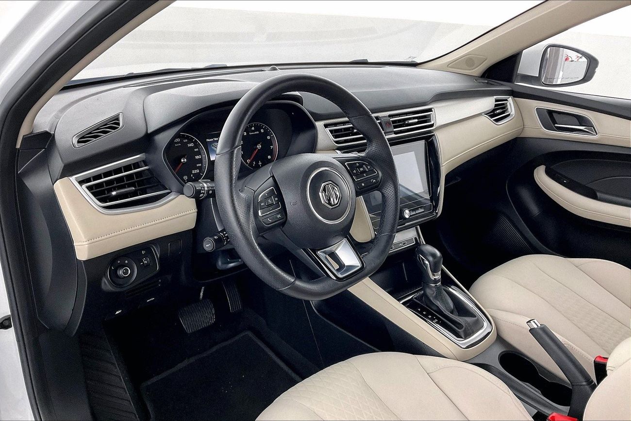 هيونداي أكسنت Smart / GL | عرض العيد الحصري | خالية من أضرار الفيضانات