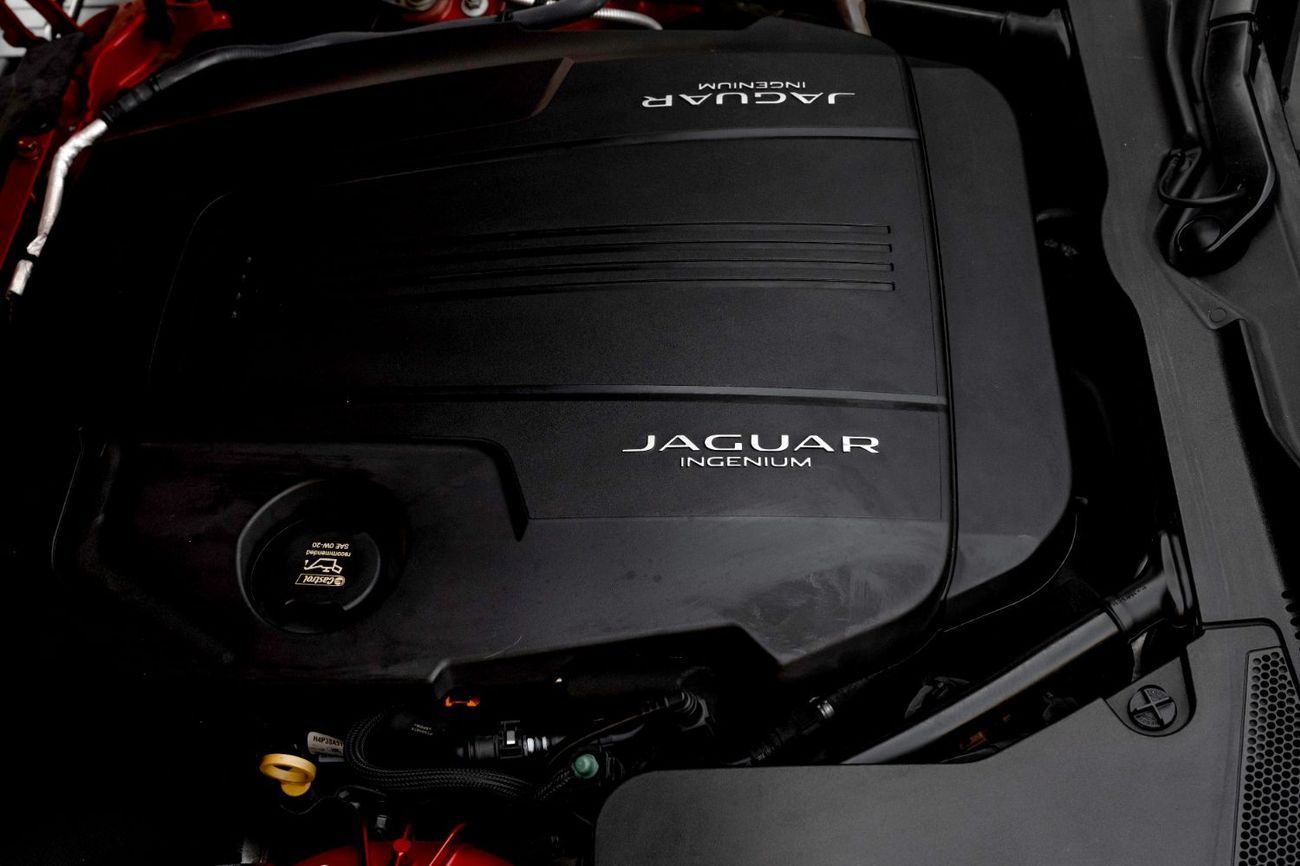 Jaguar F Pace R-Dynamic | 2,937 P.M  | 0% Downpayment | Agency Warranty!