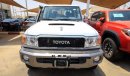 Toyota Land Cruiser 79 DOUBLE CAB LX DLX V8 4.5L TURBO DIESEL 6 SEAT MANUAL TRANSMISSION