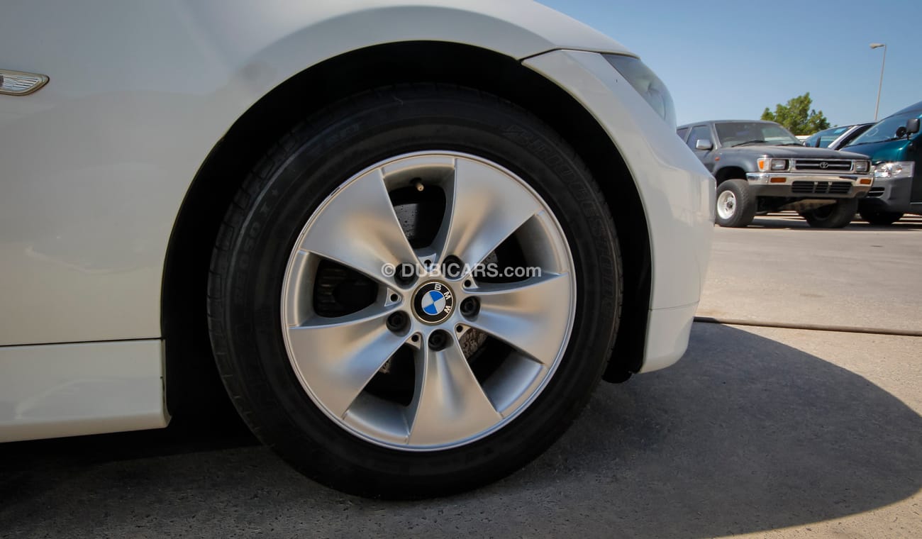 بي أم دبليو 325 i