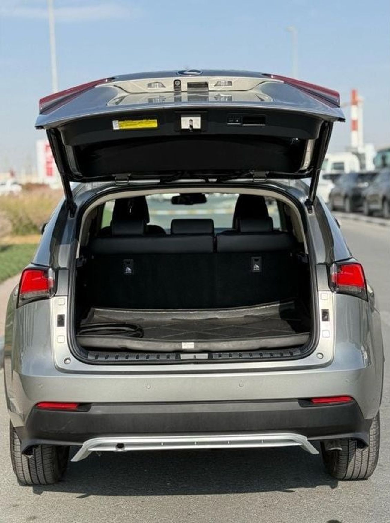 لكزس NX200t 360 camera Premier