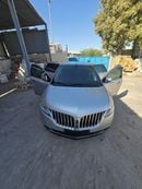 Lincoln MKX 2013 Lincoln MKX – Luxury midsize SUV in excellent condition. Powered by a strong 3.7L V6 engine wit