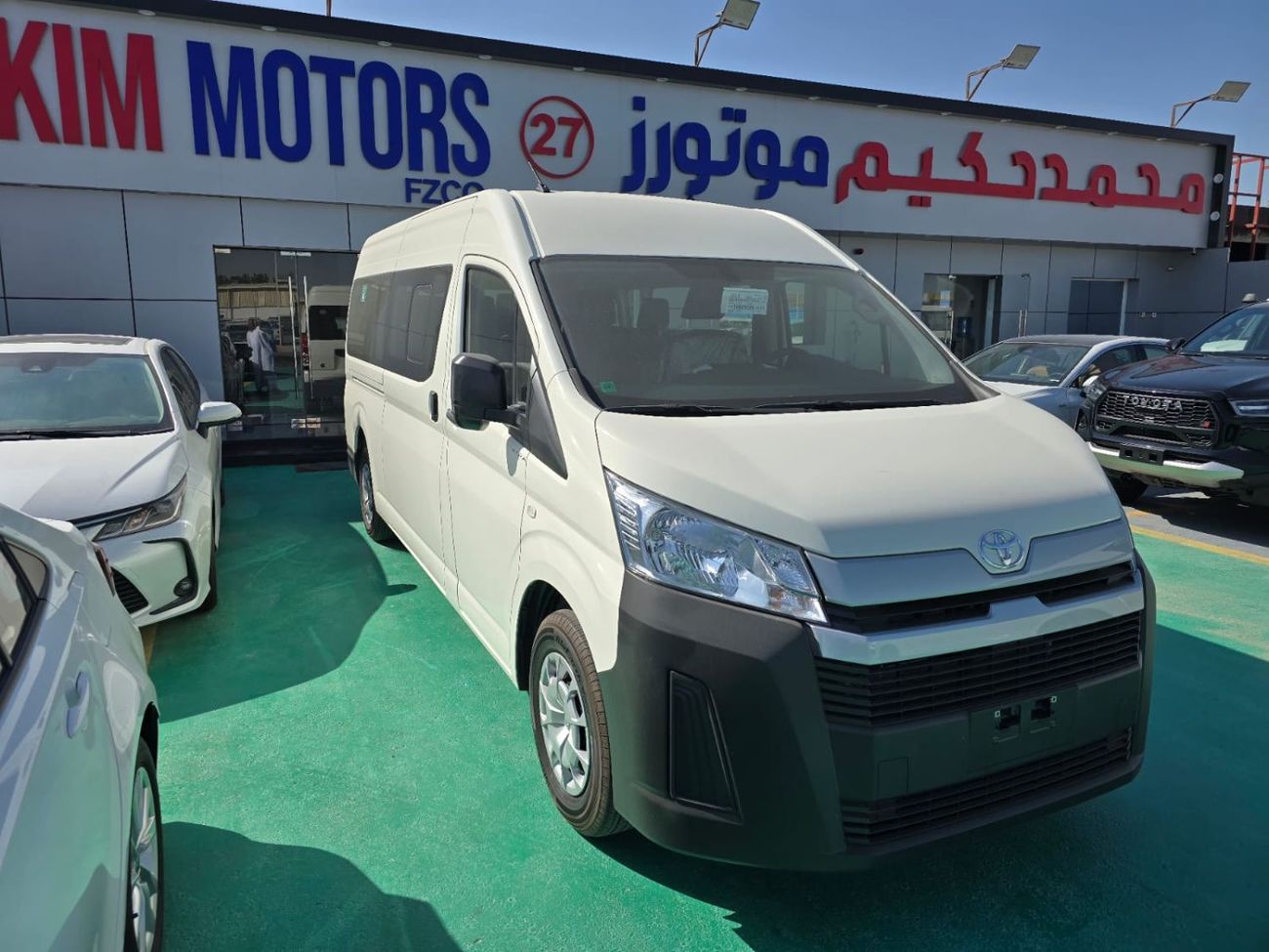 Toyota Hiace GLS - High Roof 3.5L