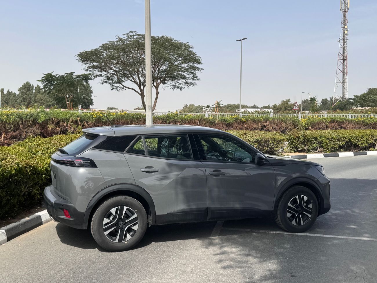 Peugeot 2008 Active 2025 GCC 1.2L CUV FWD Brand New 0Km