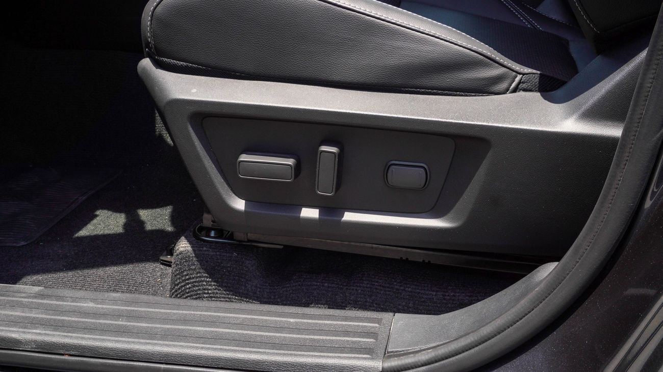 Mitsubishi L200 Brand New Mitsubishi L200 Sportero 2024 for Export 2.4L M/T Diesel PickUp|Grey/Black|L200-SPORTERO24