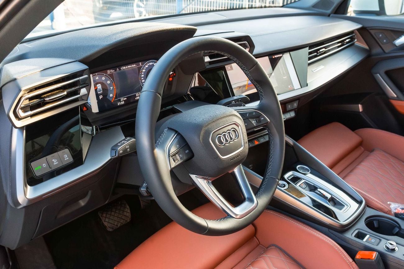 أودي A3 35 TFSI S-LINE
