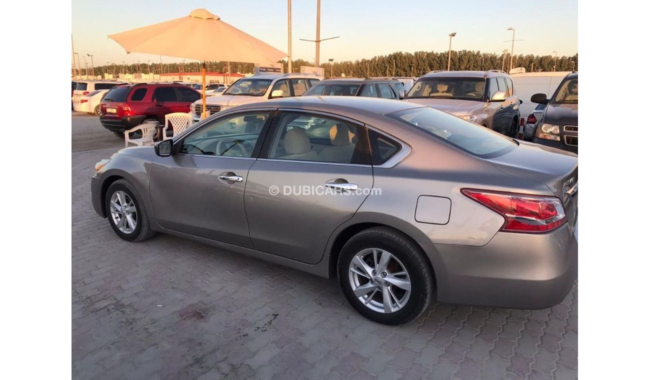 نيسان ألتيما نيسان التيما ٢٠١٣ فل اتوماتيك.... خليجي للبيع