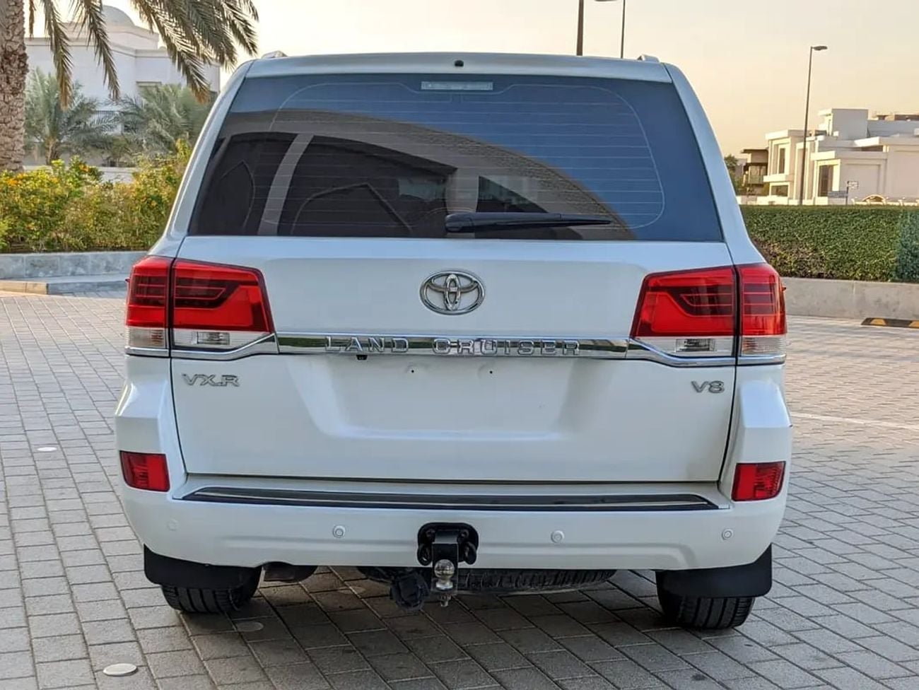 Toyota Land Cruiser FACELIFTED VXR GCC IN EXCELLENT CONDITION