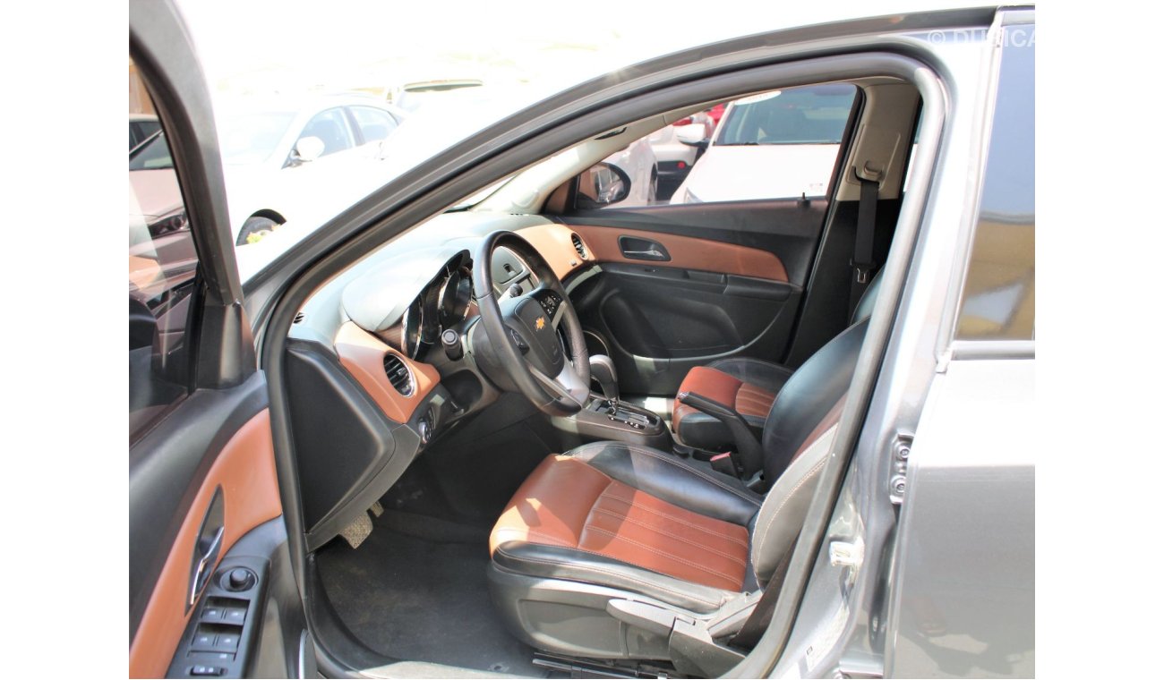 Chevrolet Cruze ACCIDENTS FREE - GCC - FULL OPTION - CAR IS IN PERFECT CONDITION INSIDE OUT