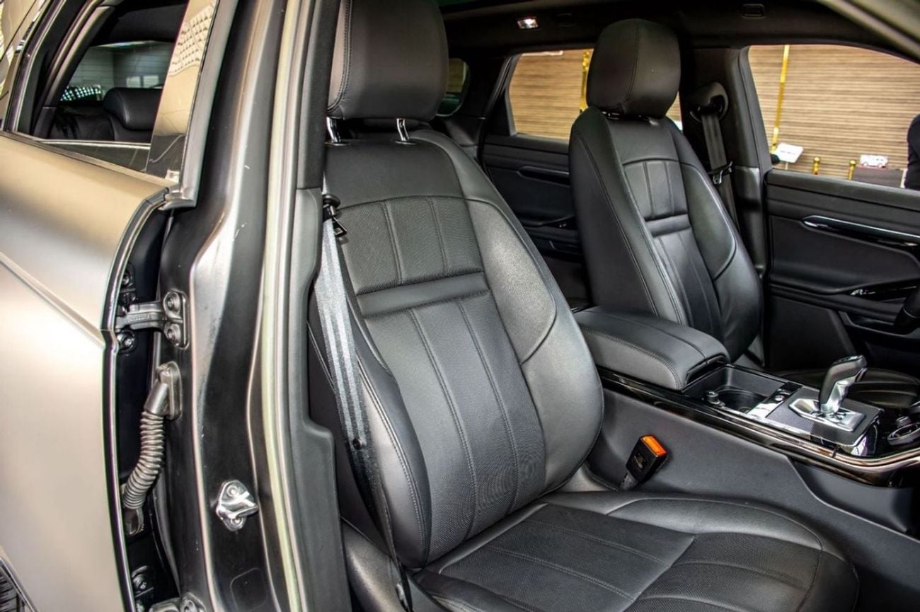 لاند روفر رانج روفر إيفوك R-DYNAMIC SE P200 Land Rover Range Rover Evoque 2023 مواصفات خليجية