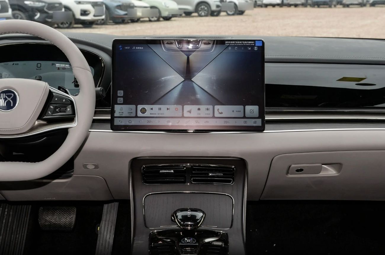 BYD HAN EV 705KM Flagship Model