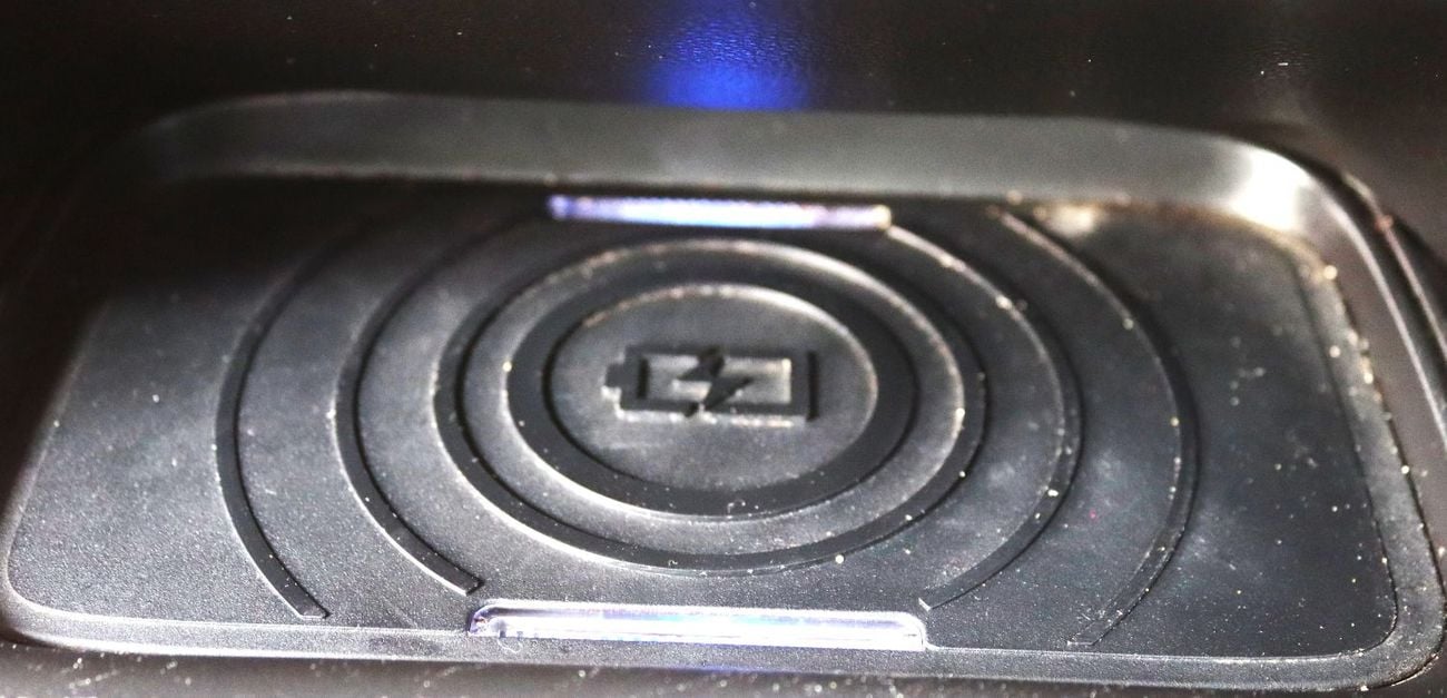 تويوتا كورولا تويتا كرولا - 2022- خليجى - بدون حواداث - فل أوبشن  رقم واحد - بمحرك 1.6- بحاله ممتازه