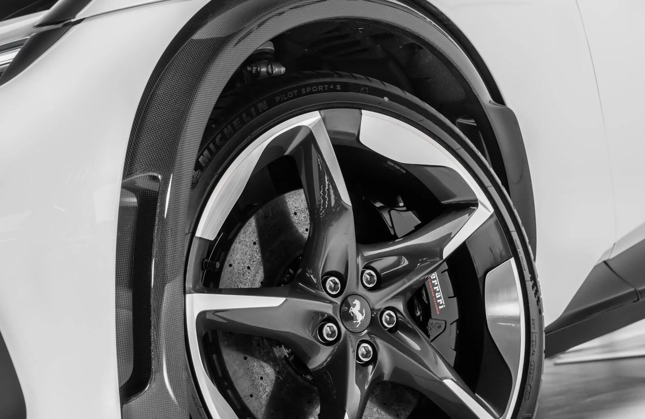 فيراري بوروسانجوي 6.5L V-12 Naturally Aspirated Engine