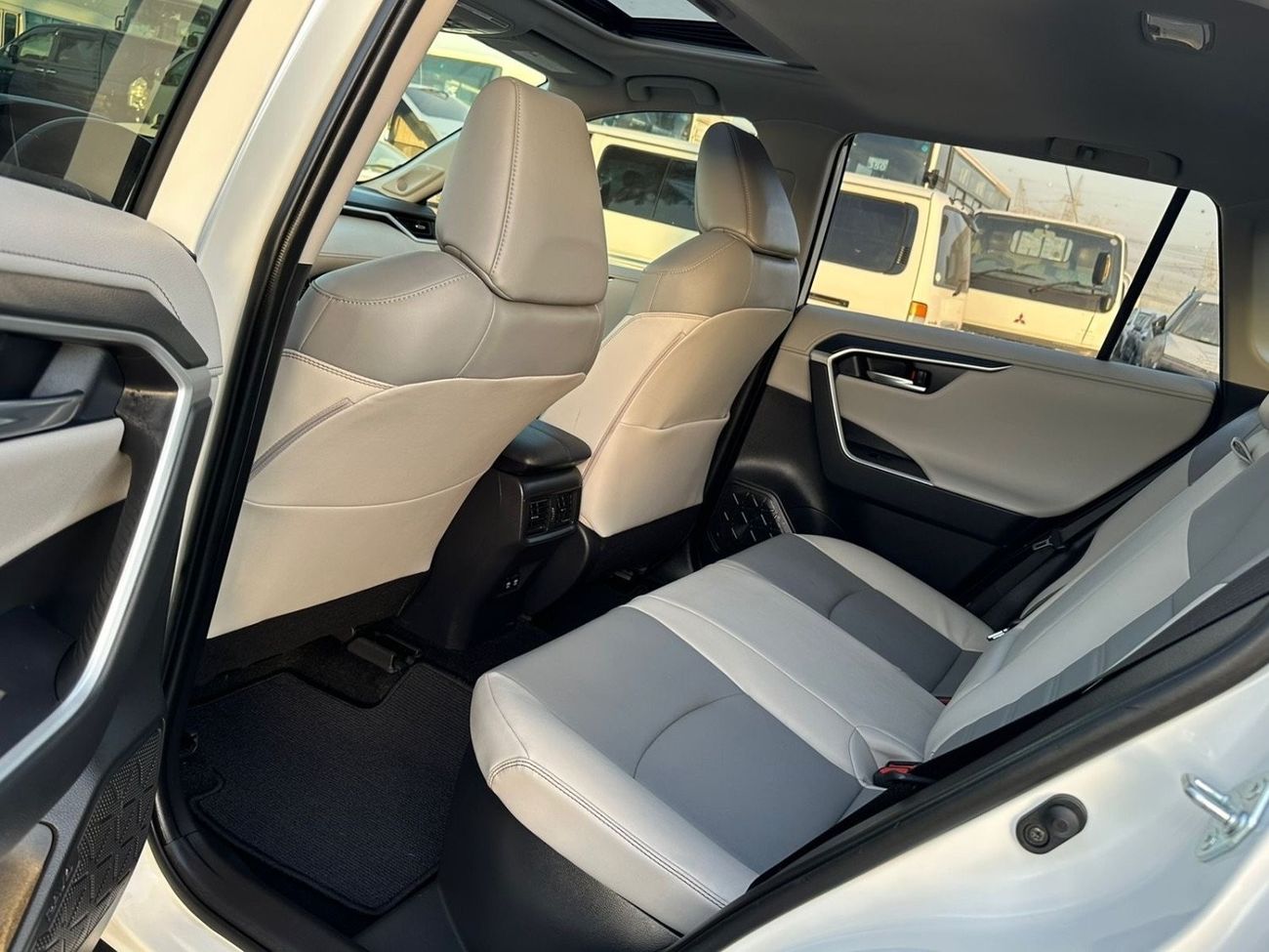 Toyota RAV4 VXR HEV 2020 RAV4 limited Hybrid 4x4