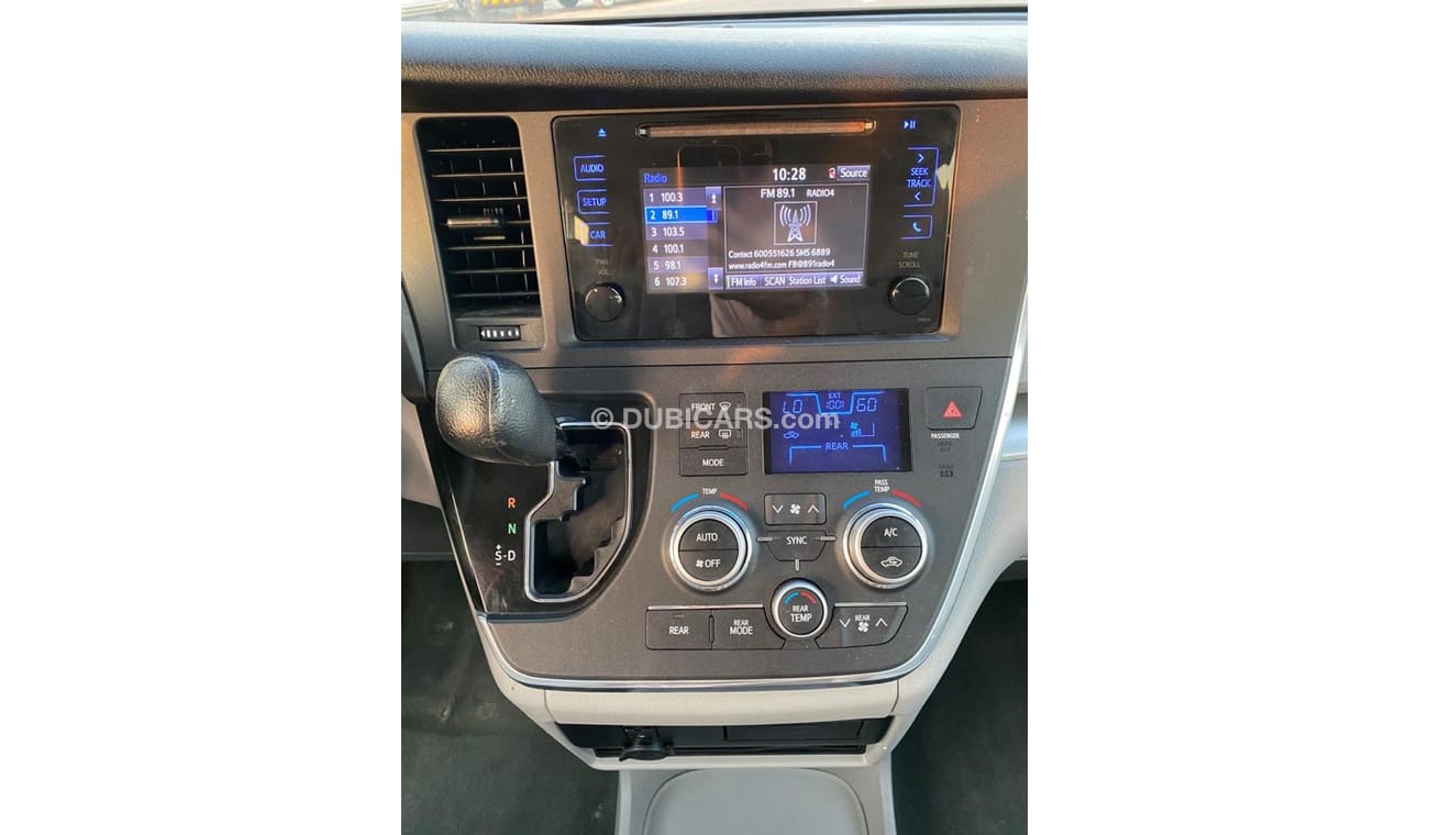 Toyota Sienna 2016 TOYOTA SIENNA