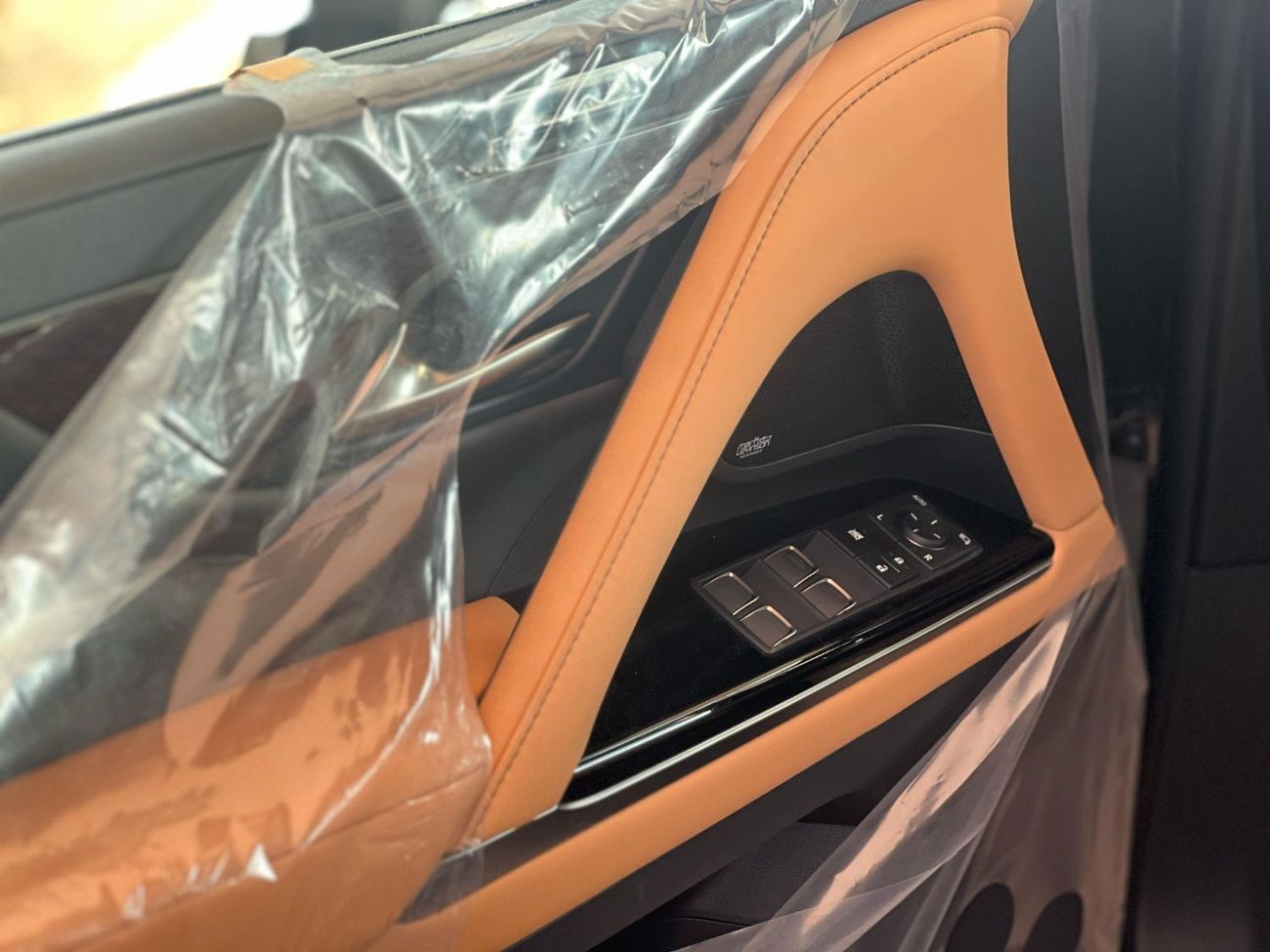 Lexus LX 700h LEXUS LX 700h -  MODEL 2025 -GCC