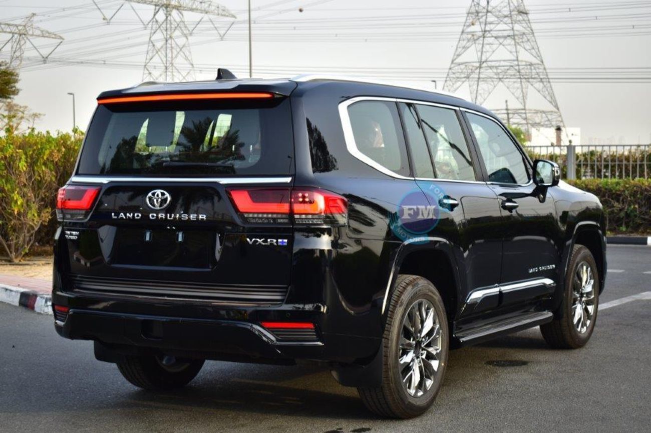 Toyota Land Cruiser 300 VXR+ V6 3.3L Twin Turbo Diesel 7 Seat Automatic