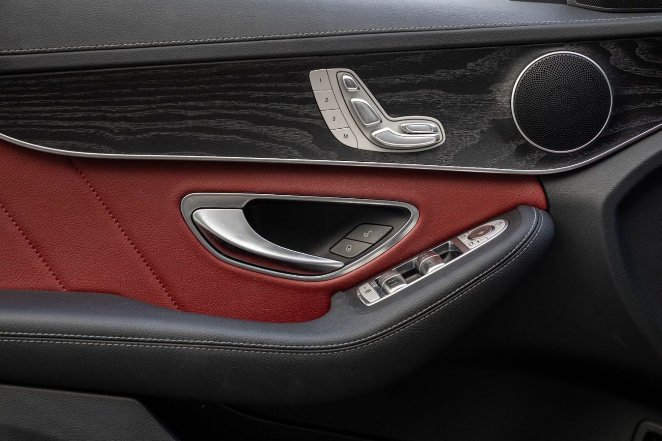 Mercedes-Benz C 200 C200 | 2,719 P.M | 0% Downpayment | AMG Kit | Mercedes Warranty + Service!