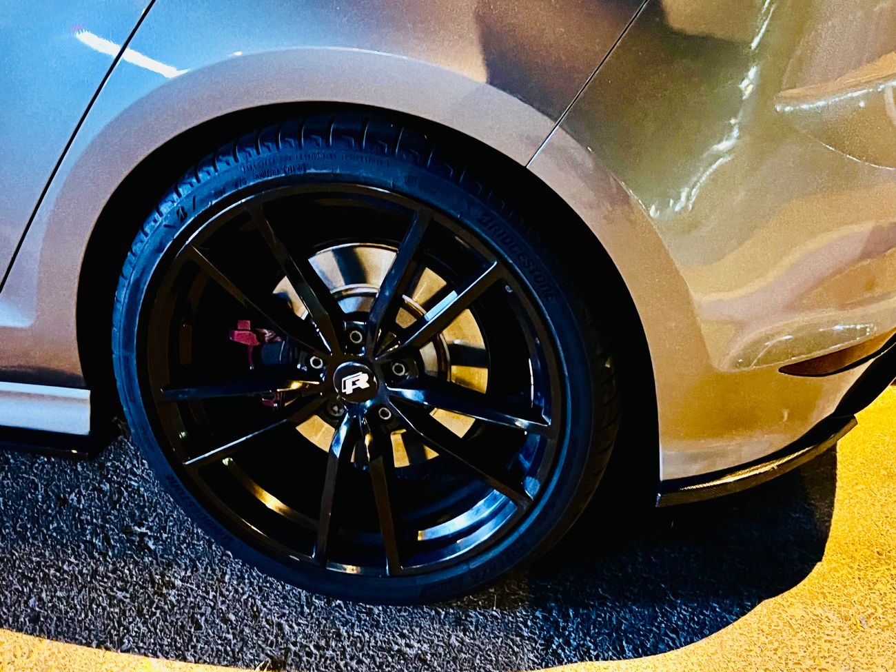 فولكس واجن جولف ار Stage-2 tuned 380BHP