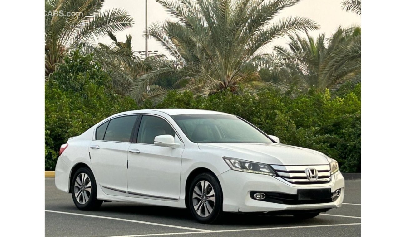 Honda Accord EX HONDA ACCORD 2015 GCC V4 // 2KEYS // PERFECT CONDITION