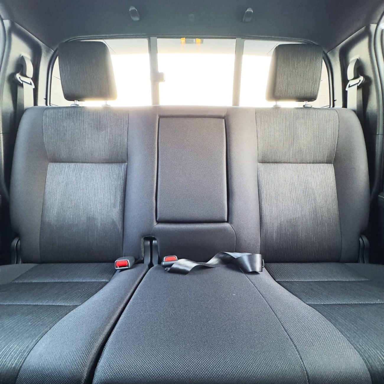 تويوتا هيلوكس HILUX D/C 4WD 4.0 ADVENTURE V A/T EXL