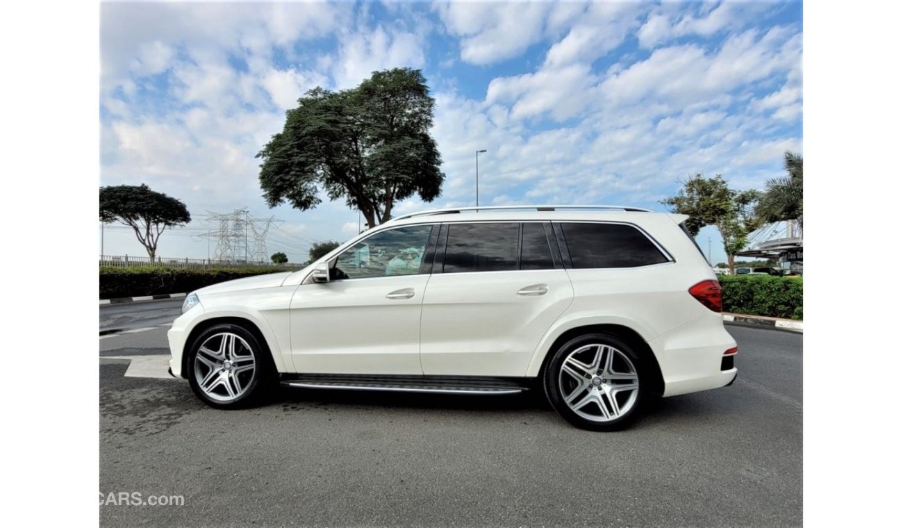 Mercedes-Benz GL 500 4MATIC - 2014 - IMMACULATE CONDITION