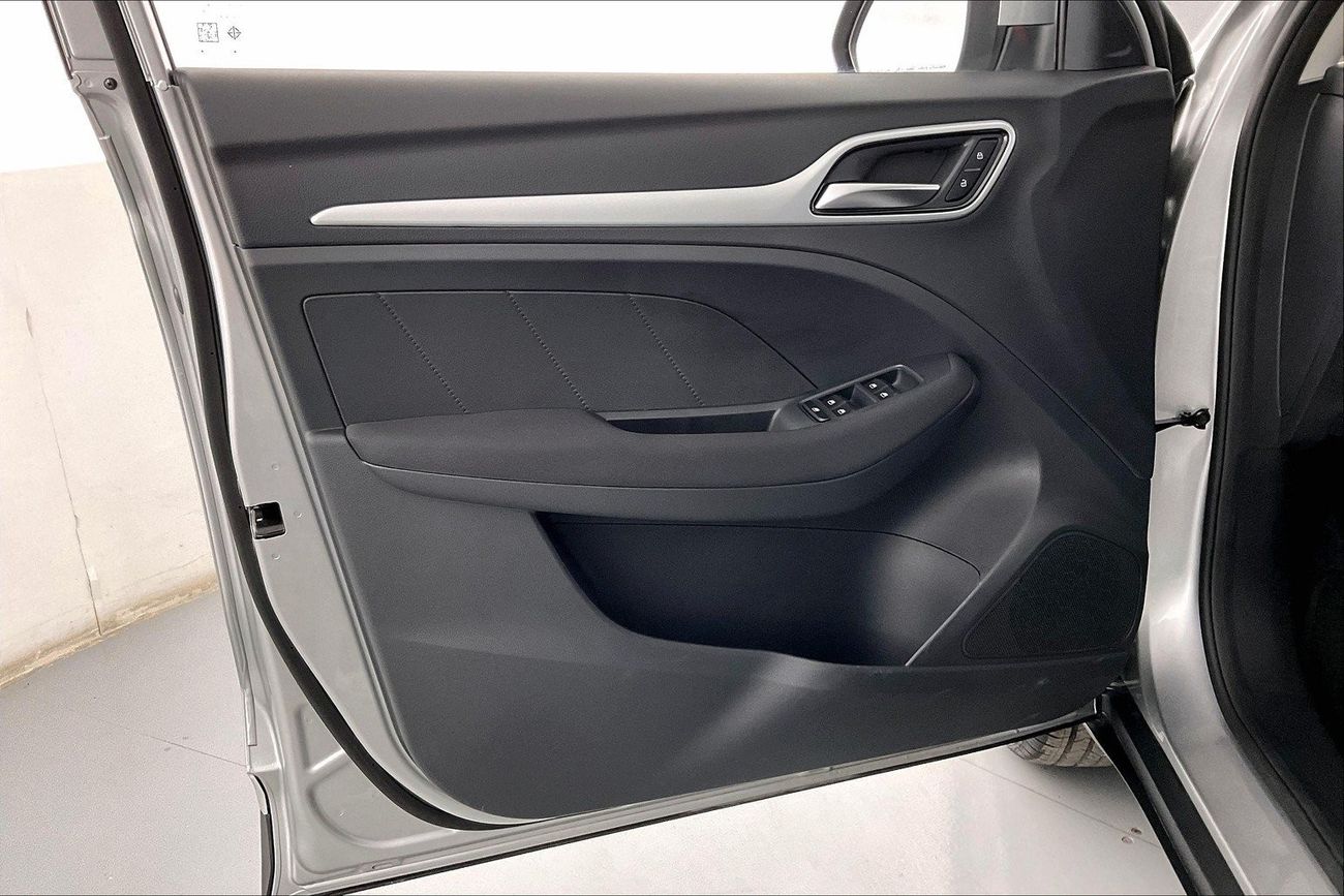 MG ZS Standard| 1 year free warranty | Exclusive Eid offer