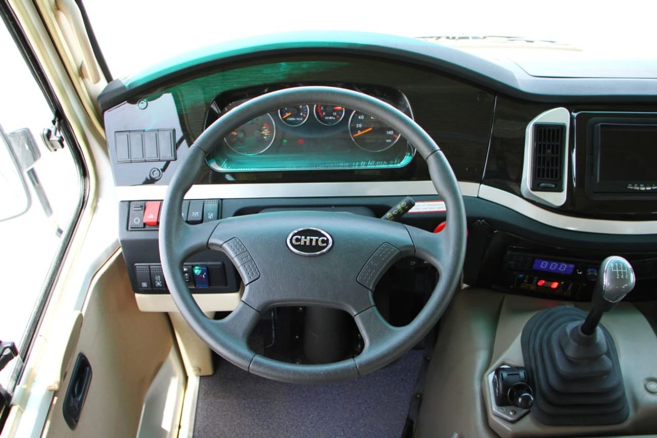 CHTC Bus 2023 CHTC Coaster 3.0 28STR - White inside Beige