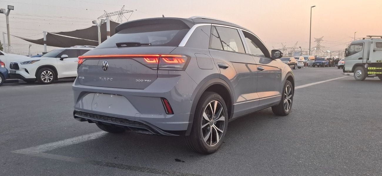 فولكس واجن T ROC R-line