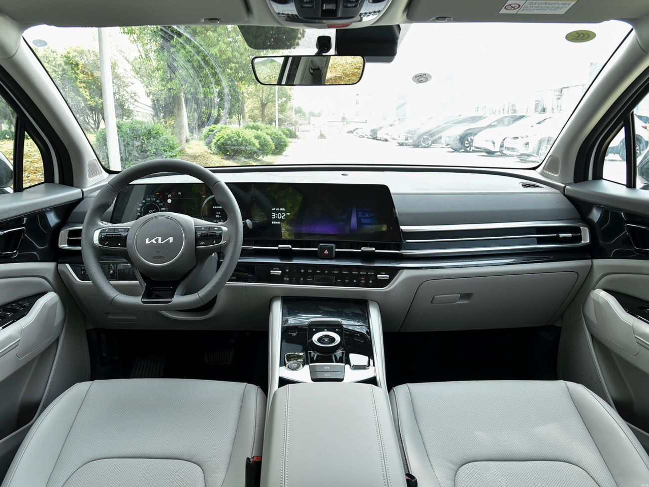 كيا سبورتيج 1.5L PETROL PREMIUM AUTOMATIC TRANSMISSION ( FOR RE-EXPORT ONLY )