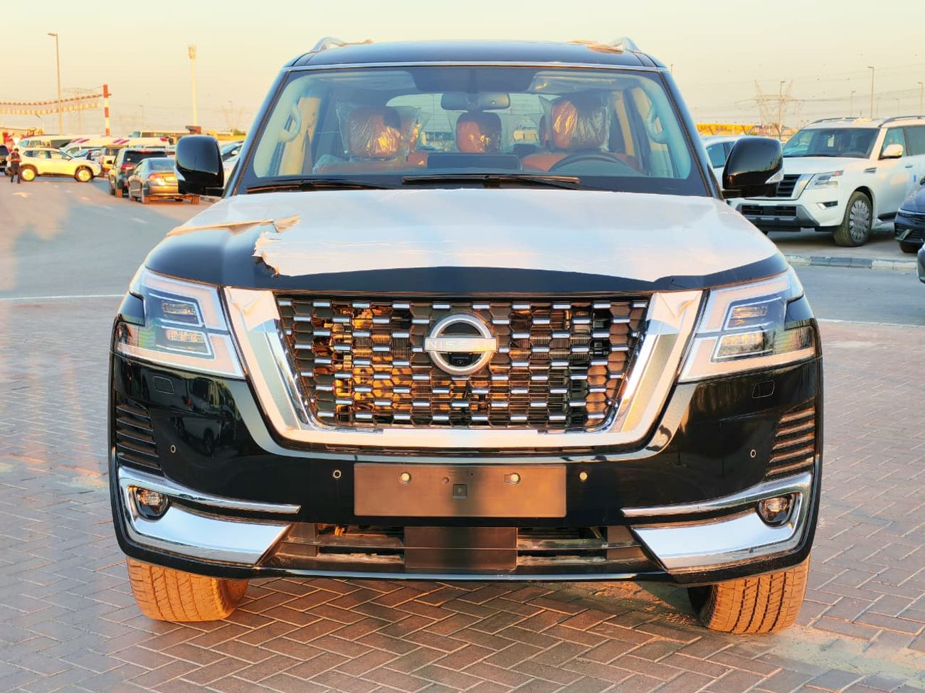 Nissan Patrol 2024 Nissan Patrol LE Platinum (Full-Option) 5.6L V8 Petrol A/T 4WD Export Only