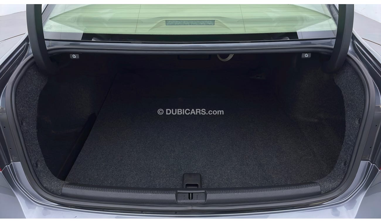 فولكس واجن باسات R LINE 2.5 | +مع الضمان | كمان تم فحص ١٥٠