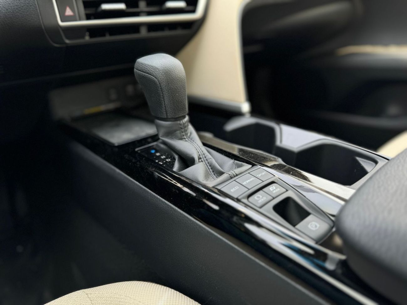 Toyota Camry TOYOTA CAMRY E PLUS 2025 GCC 2.5L