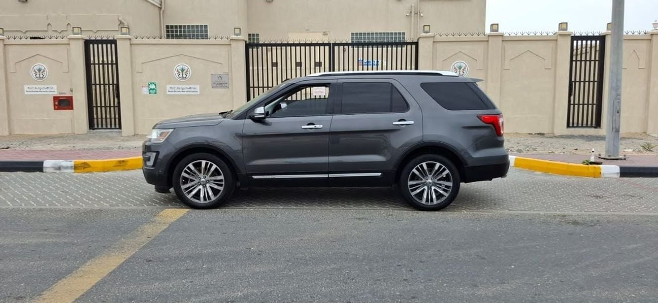 Ford Explorer LIMITED Paltinum