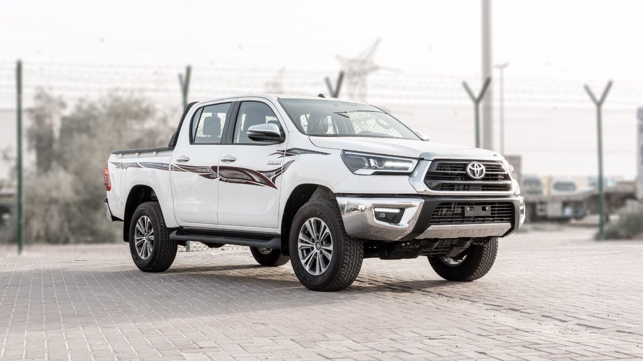تويوتا هيلوكس 2025 Toyota Hilux SGLX 2.4L MT Diesel (White-Black)