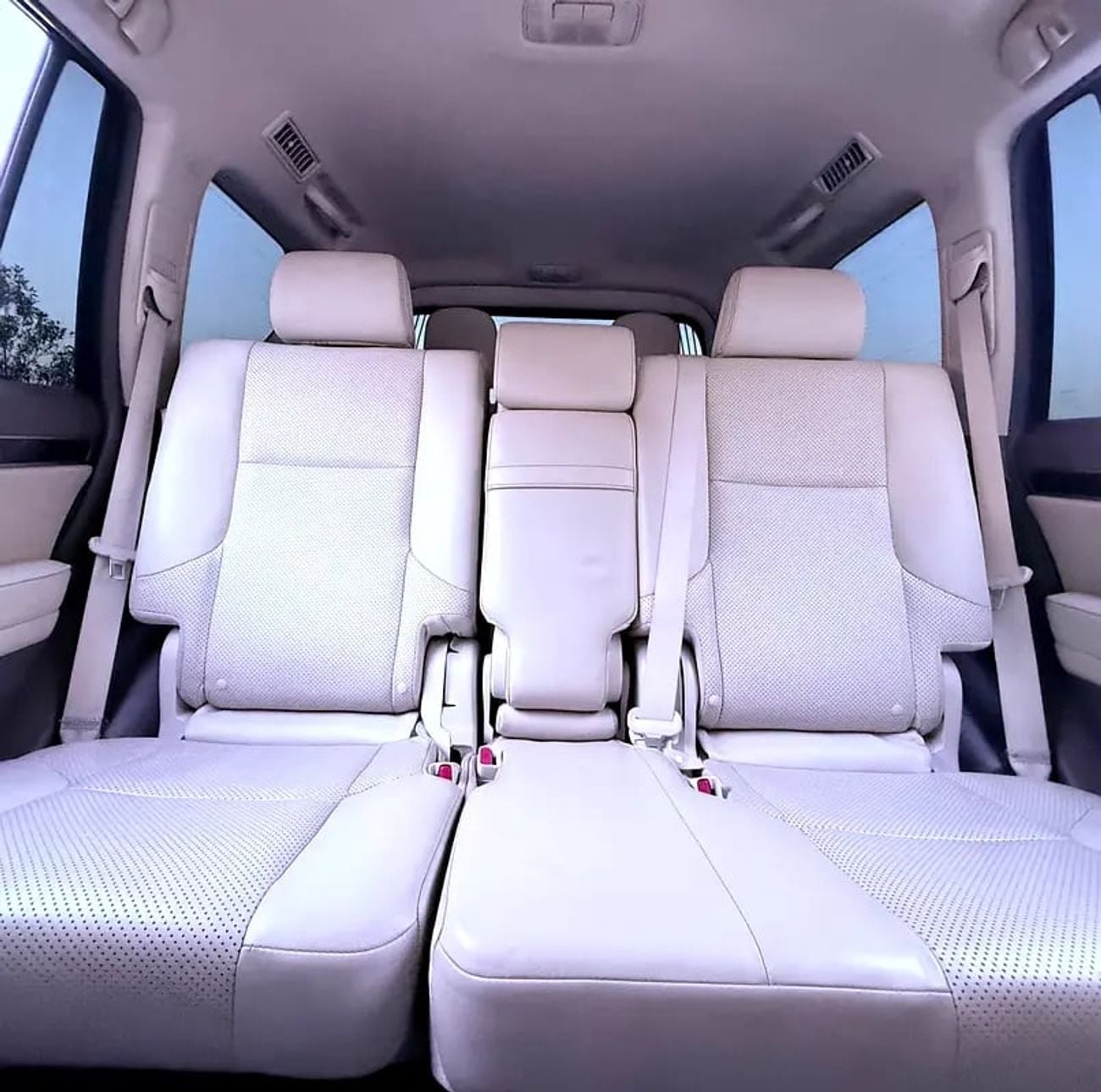 Lexus GX460 PREMIER GX 460 GCC Specs in Pristine Condition