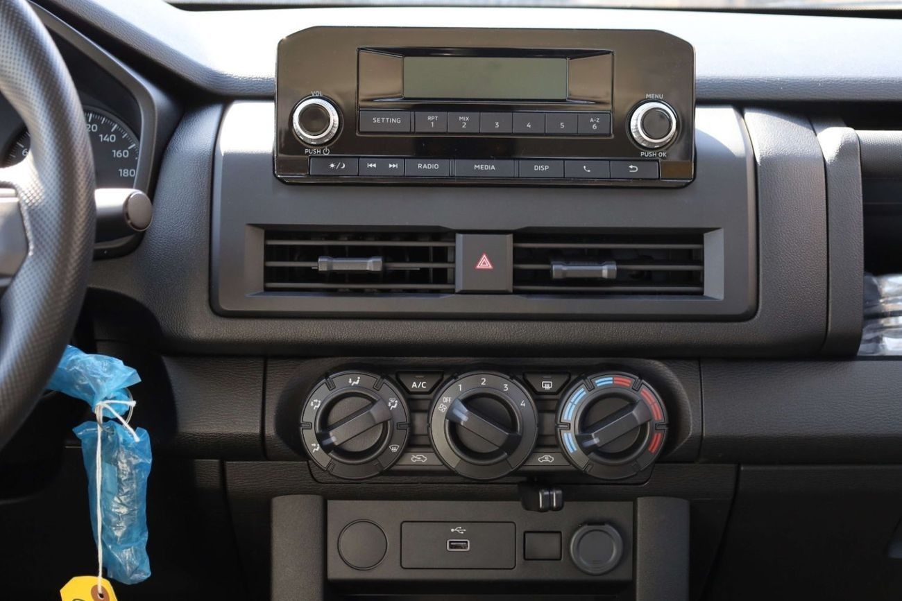 Mitsubishi L200 GL 2.4L DC 4WD MANUAL 2025 MODEL