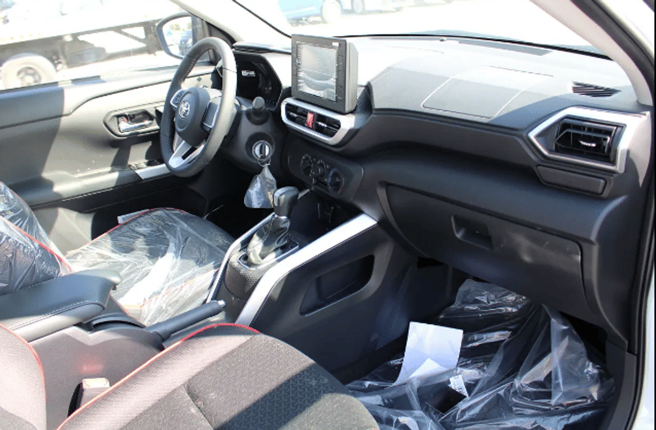 Toyota Raize ECTWFR011  - 2025 Toyota Raize G - 1.5L Petrol Auto White