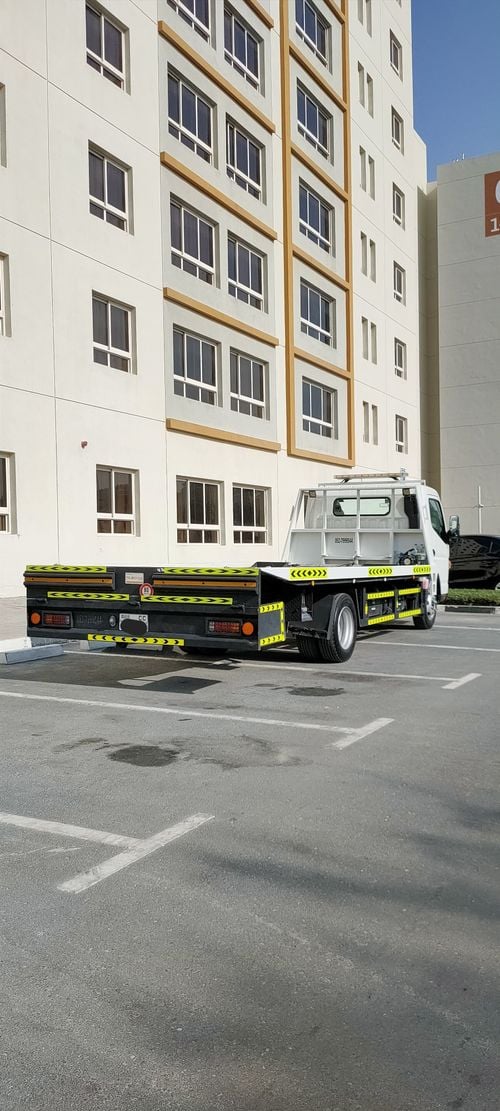 Mitsubishi Fuso Canter Mitsubishi Canter recovery