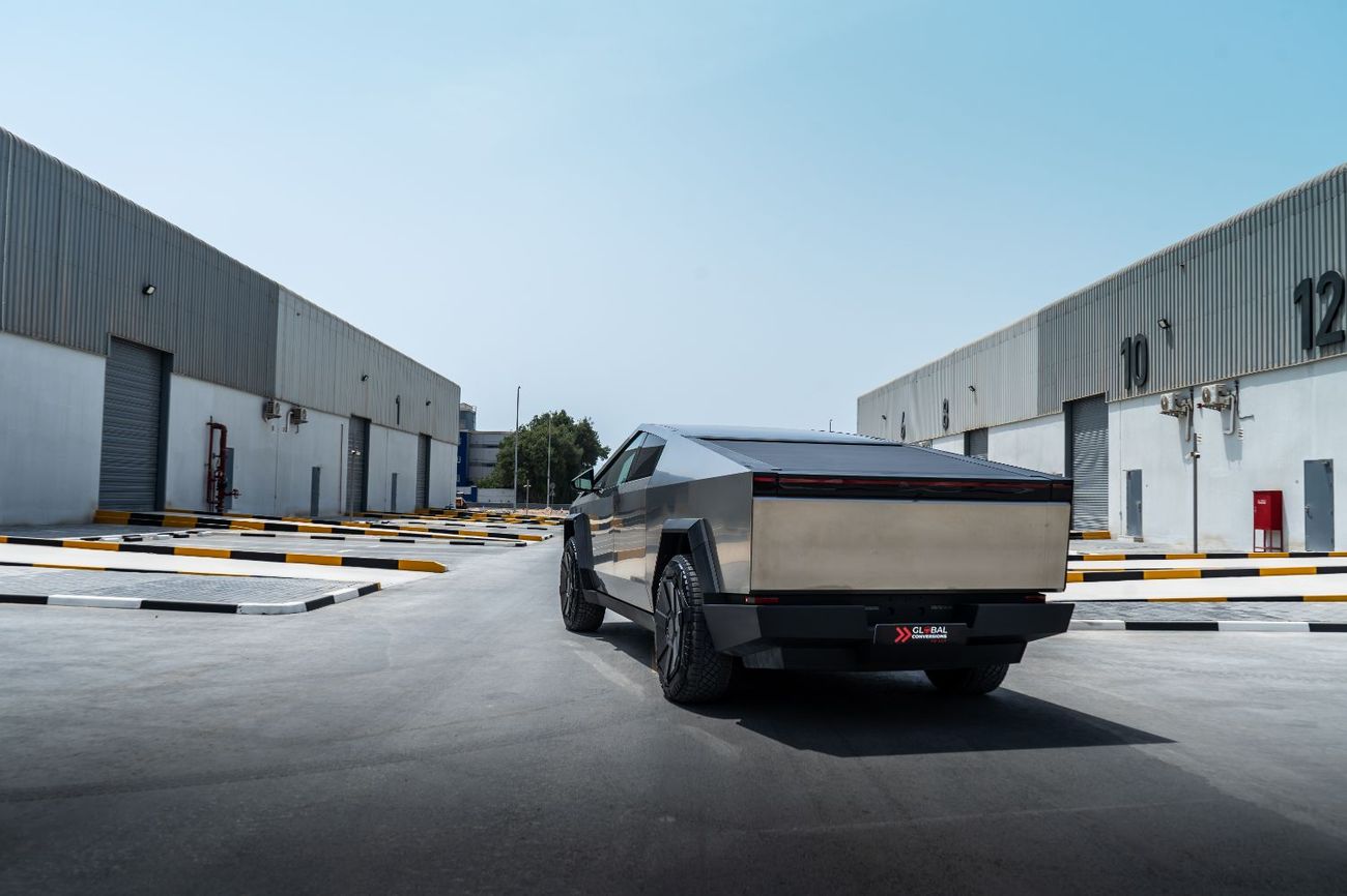 تسلا سايبرتراك Cyberbeast