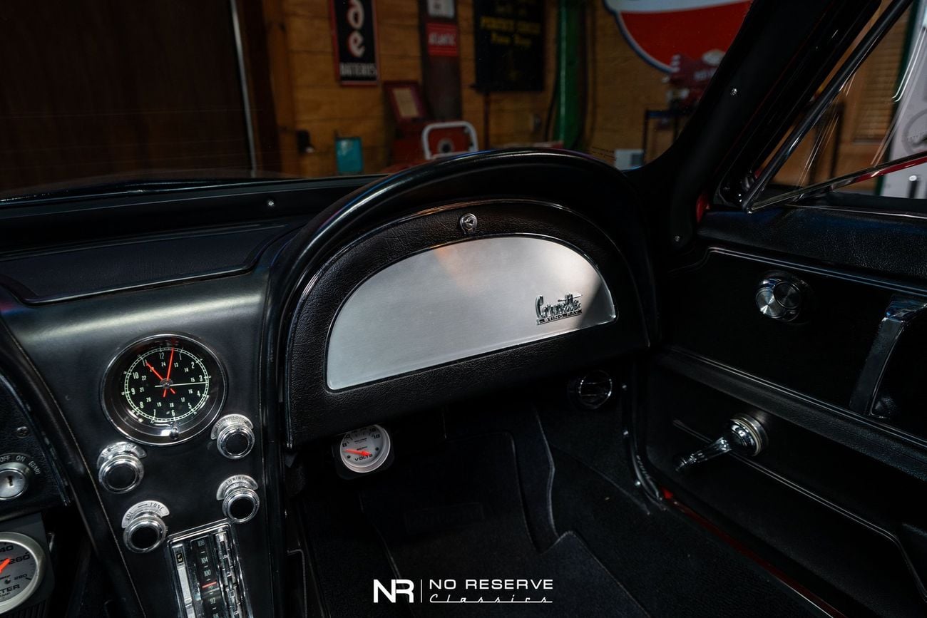 شيفروليه كورفت ZZ502 6 Speed Widebody Restomod