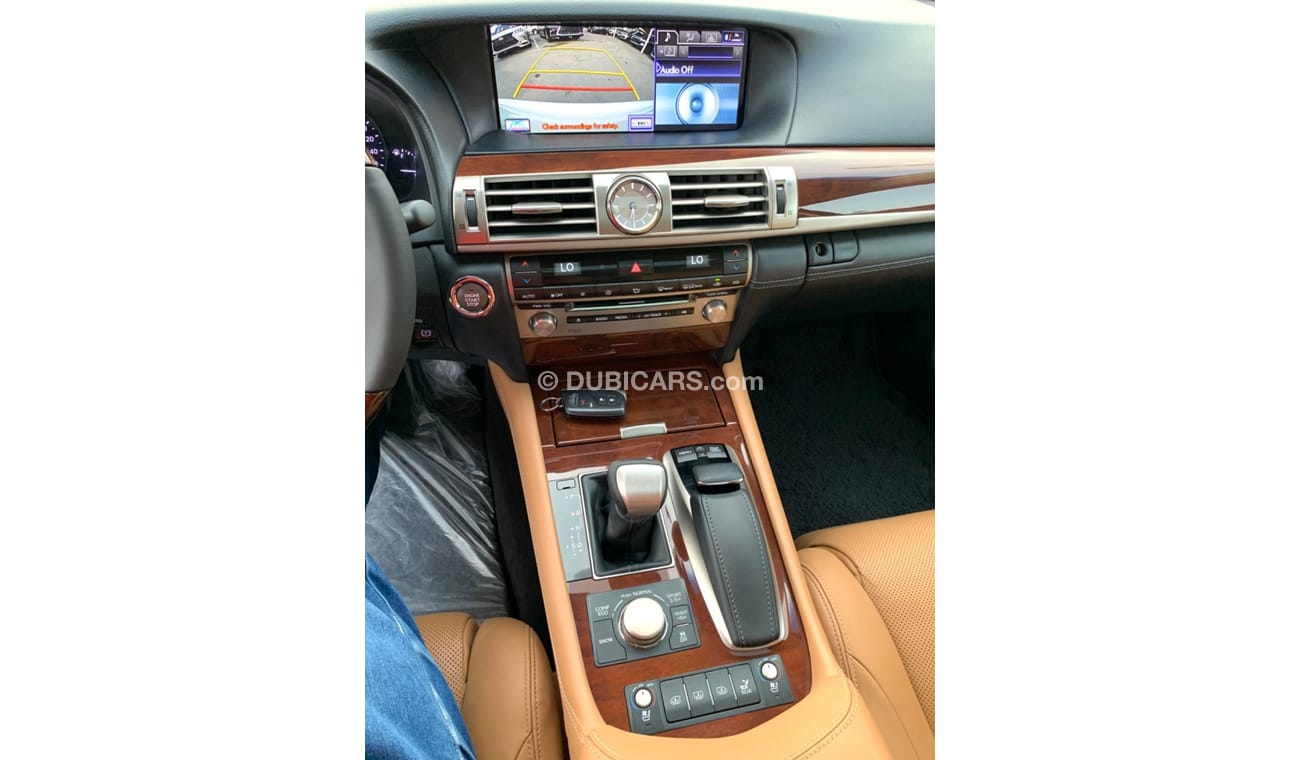 لكزس LS 460 L تيتانيوم