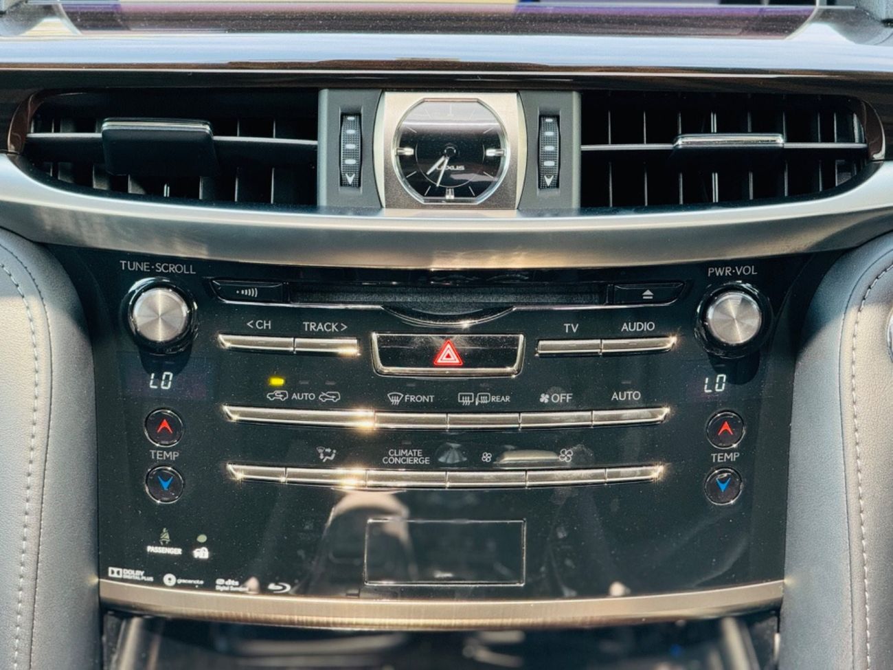 Lexus LX 570 Lexus 570 RHD